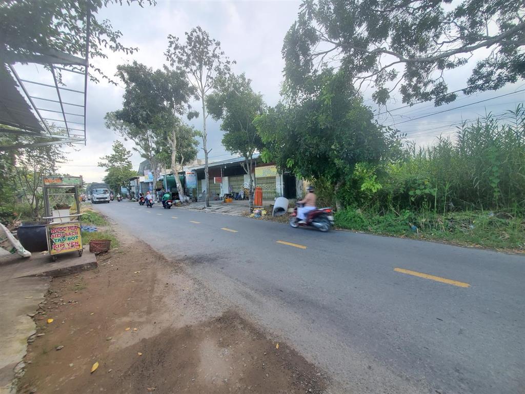 Bán lô đất 2840m2 có 300m2 tc mặt tiền tl925 giáp cần thơ, ql1a vô 500m