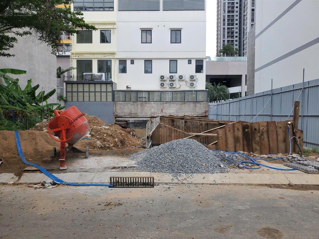 Chuyên bán chính chủ nhiều nền đất khải vy ( q7 sg riverside đào trí),diện tích 5x18m xây dựng ngay