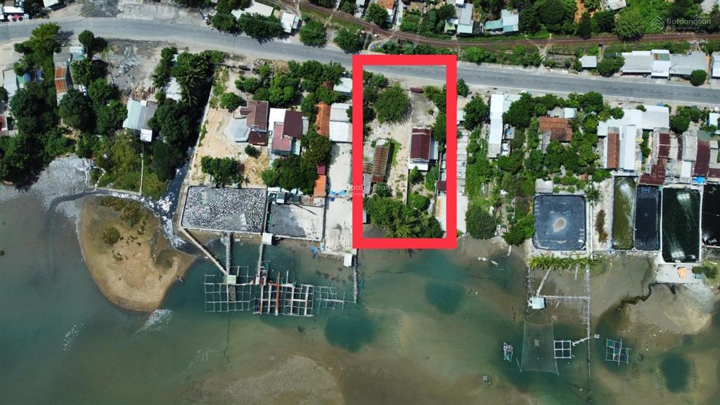 Chính chủ bán thửa đất view tàu hơi nước xịn sò  view biển và cả view núi rừng  đã có sổ hồng