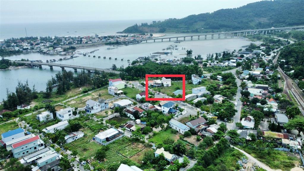 Sang nhượng lô góc giá rẻ ngay khu qh hải vân có sổ hồng riêng bán cắt lỗ để thu hồi vốn