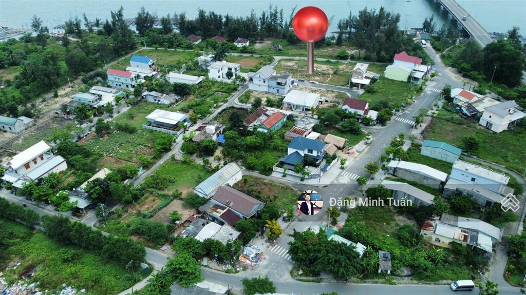 Bán lô góc 2 mặt tiền đầm lập an ngay tt lăng cô khu hải vân dân cư đông đúc giá đầu tư