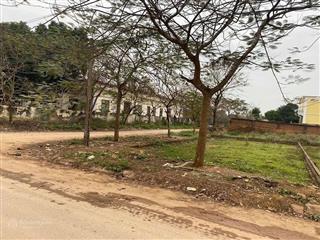 Bán lô góc 153m2 trục chính vai réo phú cát ,giá tốt 0985 888 ***