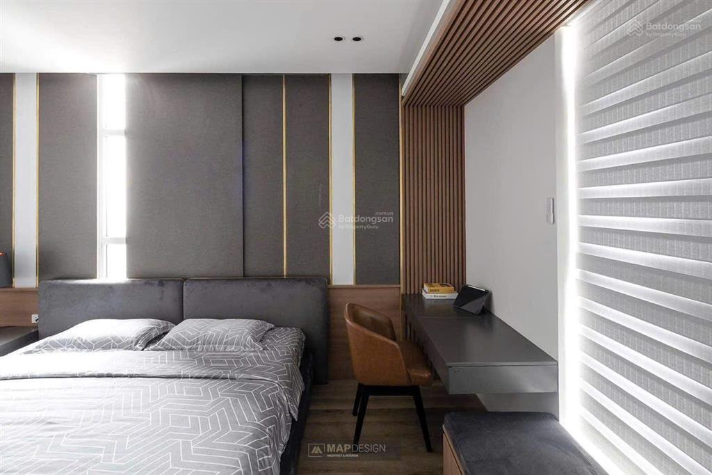 Bán gấp căn 112m2 full đồ đẹp căn góc k50 ban công vườn treo