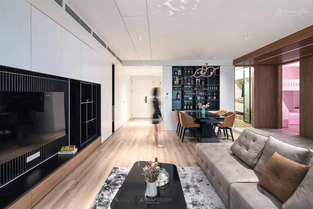 Bán gấp căn 112m2 full đồ đẹp căn góc k50 ban công vườn treo