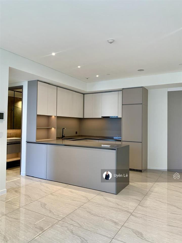 Bán hoa hậu b.02 tại the opera b.09.02 giá bán 42 tỷ all in. view bitexco sông đẹp. ban công dài