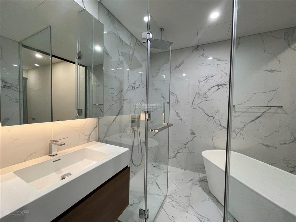 Bán 3pn galleria giá cực hot 42 tỷ sẵn sổ hồng view biteco quận 1 rất đẹp