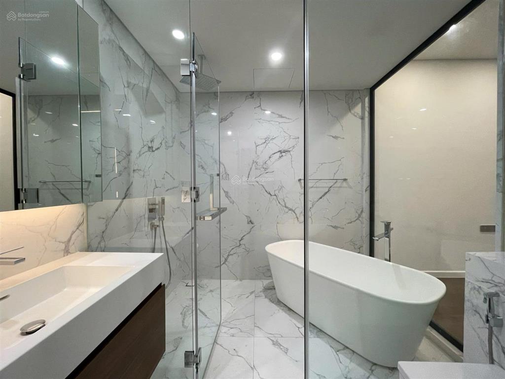 Bán 3pn galleria giá cực hot 42 tỷ sẵn sổ hồng view biteco quận 1 rất đẹp