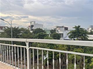 Lô đất bờ sông sài gòn  cầu phú long