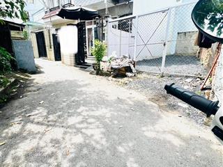 Mặt tiền đường ngay giáo xứ tân lập , chợ tân lập  bình trưng đông 84m2 ( 4x21 ) đất  chỉ 5,3 tỷ