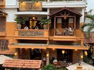 Cho thuê biệt thự góc 3 mặt tiền nguyễn văn trỗi phú nhuận khu ngân hàng sầm uất