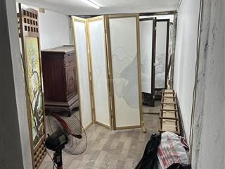 Bán nhà mặt phố đê la thành, ba đình, tiện kinh doanh 4 tầng 32m2 giá 12.5 tỷ 