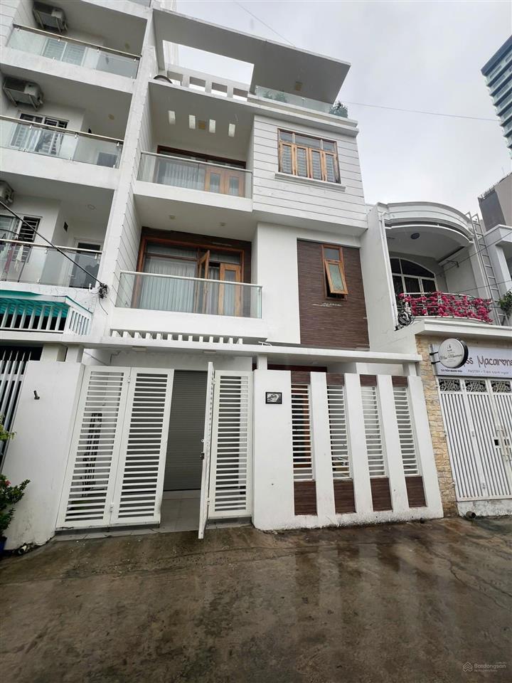 Cho thuê nhà nguyên căn tại trần quang khải, 40 triệu, 360m2, 3pn, 3wc, 2 tầng