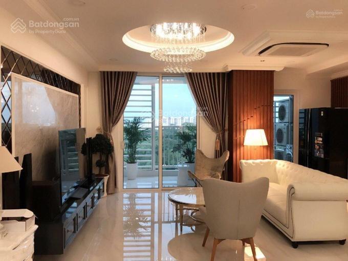 Cần bán căn hộ terra royal, quận 3, 58m2, 2pn, 1wc. trống , 5 tỷ 9 (có sổ) 0933 481 ***