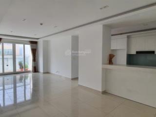 Cho thuê căn hộ sky center  phổ quang ,98m2, 3pn, 2wc ntcb giá 20tr   0933 481 ***