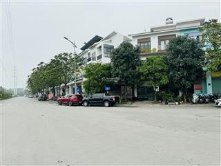 Cần bán gấp liền kề tasco mặt đường 40m, diện tích 90m2*4 tầng, nhà hoàn thiện mặt ngoài