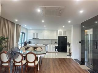 Biệt thự siêu đẹp cần tìm chủ nhân mới, dt 150m2 hoàn thiện full nội thất mới, 4 tầng, mặt tiền 10m