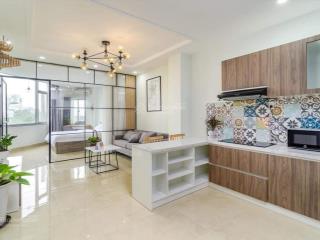 Căn hộ chung cư 1 phòng ngủ, 50m2, full nội thất, ngay cầu công lý, mặt tiền đường