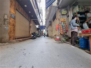 Bán nhà 6 tầng phố cầu giấydân xây tâm huyếtngõ thông tứ phía10m ra ô tôhàng xóm kđt dịch vọng