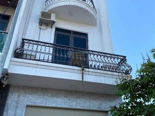 Chính chủ nhờ bán nhà 60m2 áp tràn mới xây