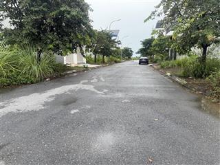 Hai lô khu d tái định cư bắc sông cấm cực hiếm