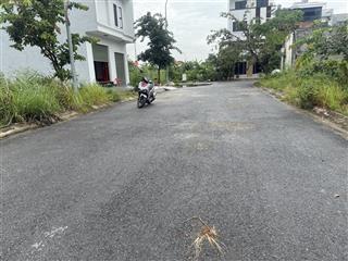 Chào bán lô tái định cư bắc sông cấm, khu c09. ngoài ra em còn một vài lô giá tốt