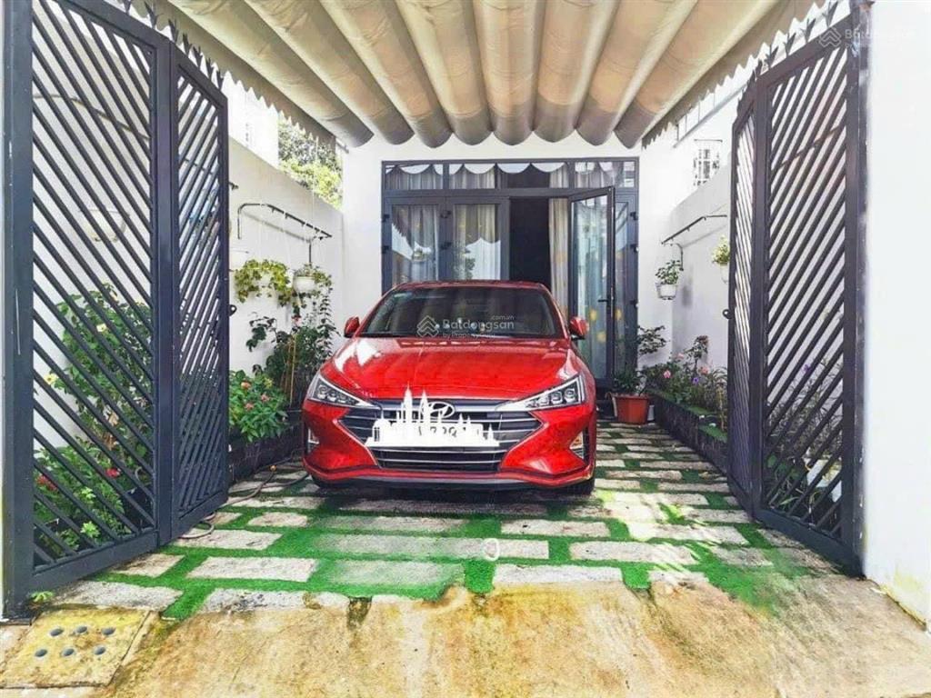 Chủ cần bán ngôi nhà xây tâm huyết phú mỹ vị trí gần bv 1500 giường nhà đã hoàn công sân xe hơi