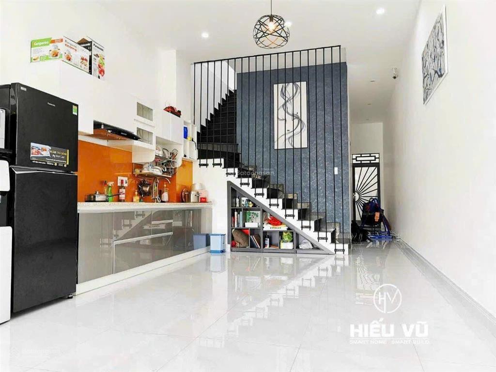 Chủ cần bán ngôi nhà xây tâm huyết phú mỹ vị trí gần bv 1500 giường nhà đã hoàn công sân xe hơi