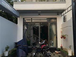 Chủ cần bán ngôi nhà xây tâm huyết phú mỹ vị trí gần bv 1500 giường nhà đã hoàn công sân xe hơi