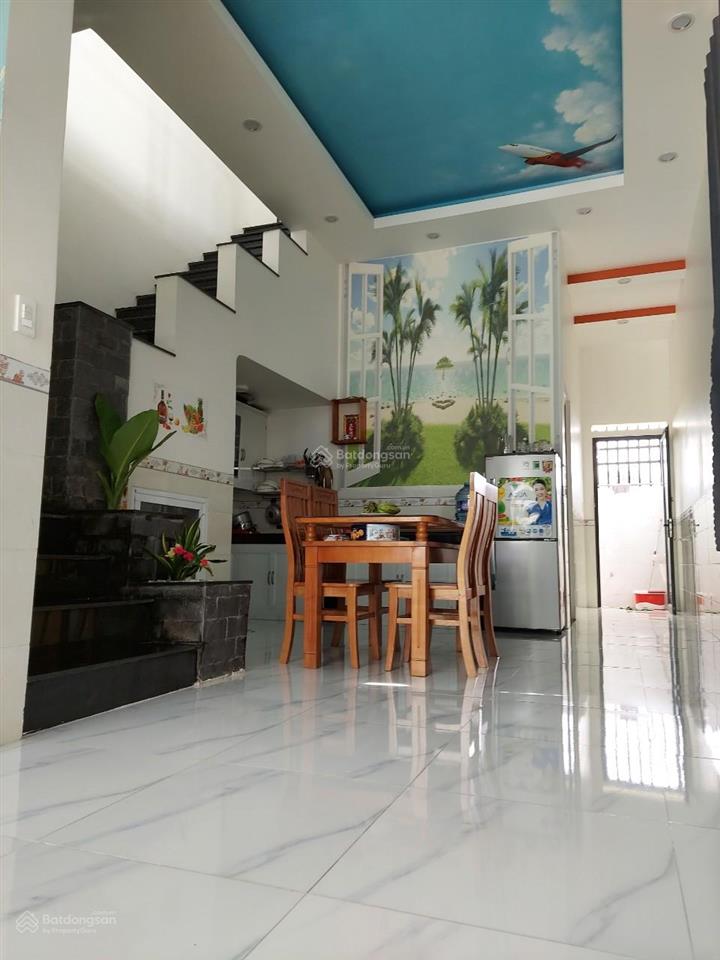 Chủ cần bán ngôi nhà định hoà mặt tiền dx83 gần trường lái xe an cư nhà hoàn công sẵn giá 3,75 tỷ