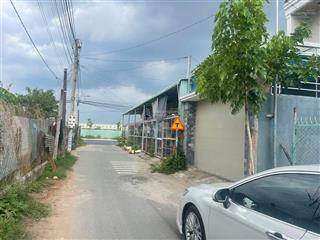 Đất phú mỹ mặt tiền dx030 vị trí gần trường học va chợ giá 2ty8 bot loc ib 0889 799 *** em chủ