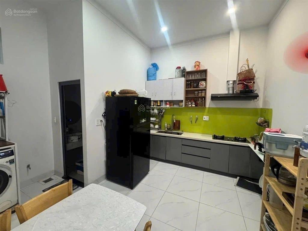 Bán nr 75m2, 3pn, 2wc tại phú mỹ, thủ dầu một, 3,2 tỷ mặt tiền nhựa 5m thông gần biệt thự to đùng