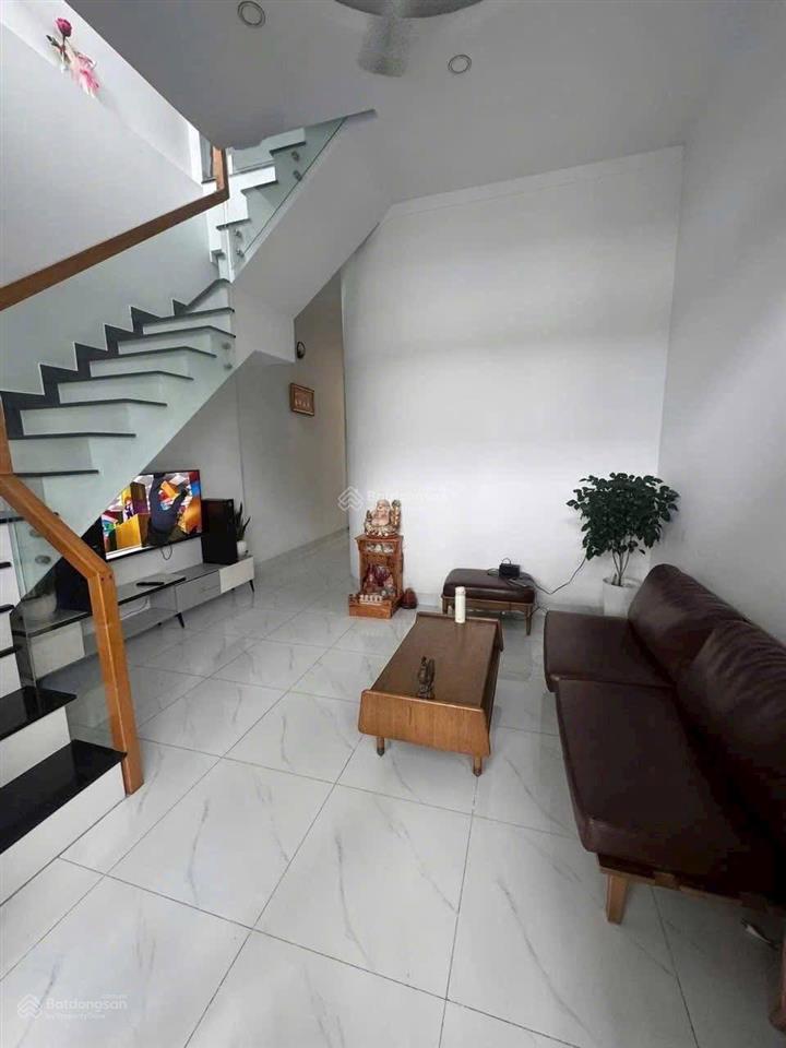 Bán nr 75m2, 3pn, 2wc tại phú mỹ, thủ dầu một, 3,2 tỷ mặt tiền nhựa 5m thông gần biệt thự to đùng