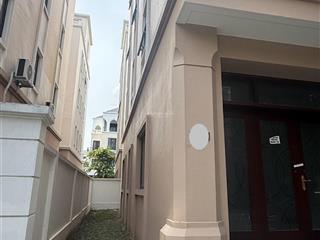 Duy nhất căn xẻ khe 112m2 bán tại phân khu cọ xanh bán. giá tốt để chốt.