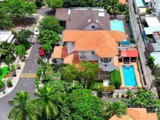 Bán trước tết biệt thự đường đặng hữu phổ, thảo điền quận 2, dt 450m2  3 tầng + hồ bơi + sân vườn