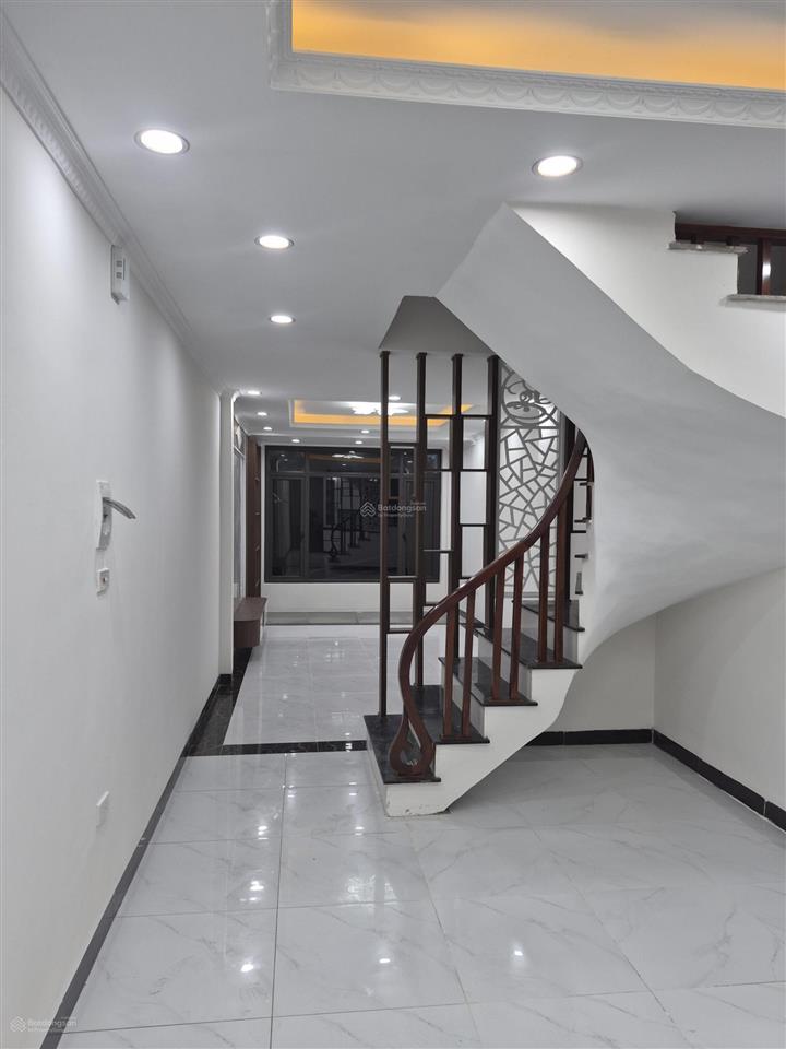 Nhà 5 tầng mặt phố tả thanh oai buôn bán kinh doanh