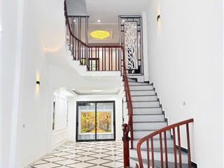 Cổ điển a, tứ hiệp, thanh trì nhà 4 tầng, ôtô đỗ gần ngõ nông, 52m2, 4 tầng trục chính cần bán gấp