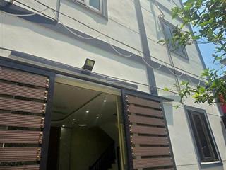 Thọ am, ngay sau trường tạ hoàng cơ, đối diện chợ tương chúc, ngũ hiệp, dân xây 5 tầng, cần bán gấp