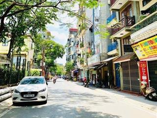Bán nhà an dương  hồng hà. ô tô đỗ cửa, gần phố  18m2 * 2 tầng  giá bán 999 triệu.