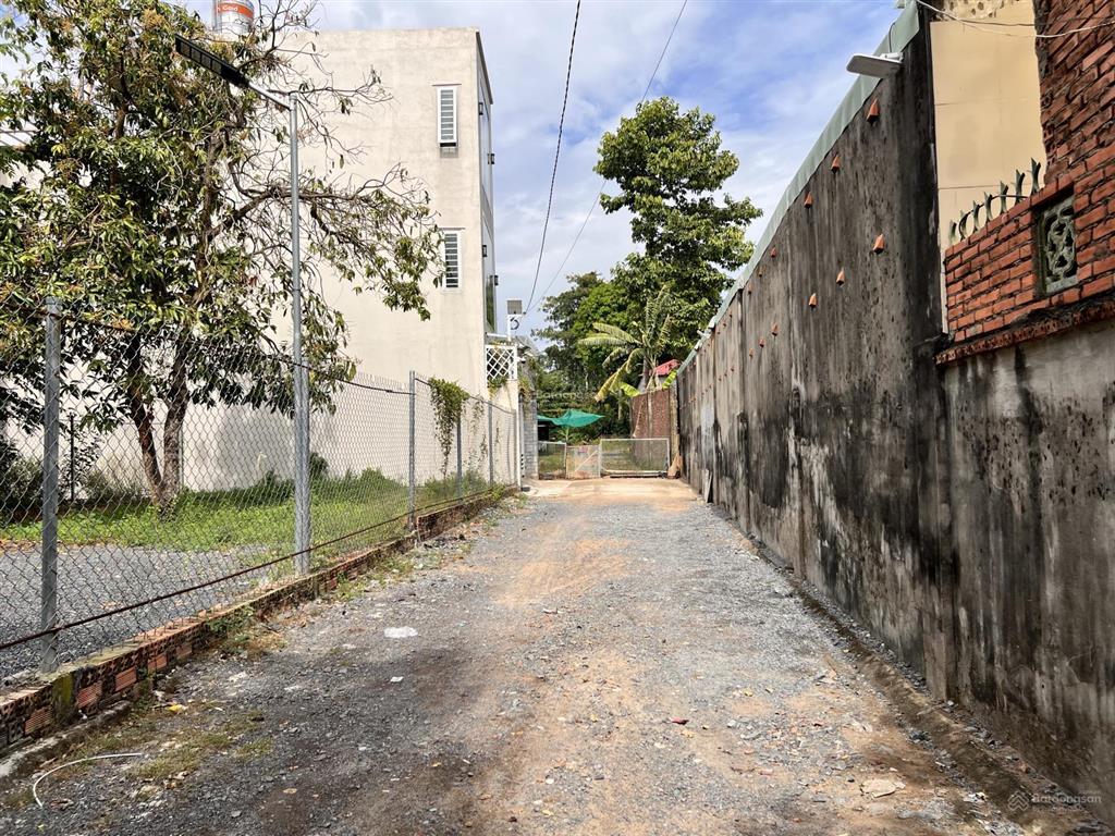 Bán gấp đất shr 65m2 gần aeon hiệp hoà