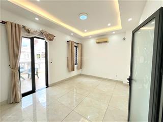 Cho thuê nguyên sàn văn phòng 9tr5/th có ban công, thang máy từ hầm khu cityland p10 gò vấp