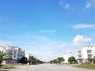 Cần bán gấp nền đất 5x15.5m vị trí vip đường 12m kdc the star village, giá 2ty635