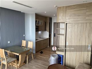 Cần bán căn 30m2 toà land mark ecopark full đồ mới tinh giá 2,5 tỷ bao phí