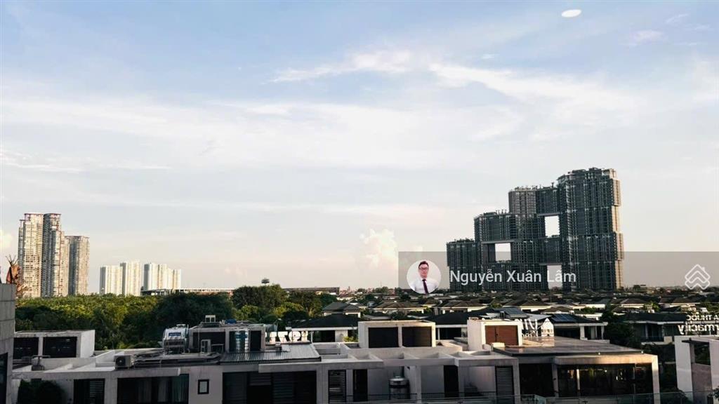 Cần bán căn 52m2 full đồ view vịnh đảo đẹp giá 3,380 tỷ bao phí oasis s3 ecopark