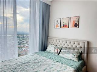 Cần bán căn 52m2 full đồ đẹp long lanh view sông hồng giá 3,820 tỷ bao phí solforet ecopark