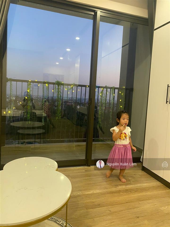 Cần cho thuê 30m2 full đồ hướng mát view công viên đẹp giá rẻ 5.5 triệu haven park  ecopark