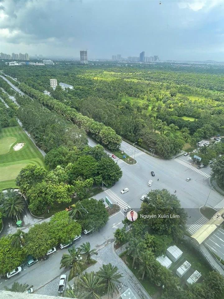 Cần bán 69m2 view sân golf và hồ thiên nga siêu đẹp long lanh, giá rẻ 4.1 tỷ bp aquabay ecopark
