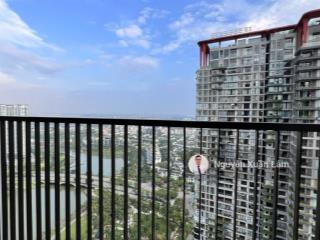 Cần bán 68m2 full đồ view hồ thiên nga sân golf giá 6.660 tỷ bao phí onsen r2  ecopark