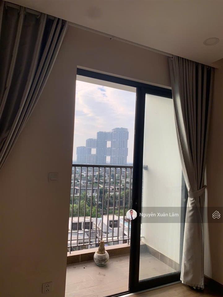 Cần cho thuê 52m2 view đảo ko đồ sơ sài giá rẻ 6 triệu oasis ecopark