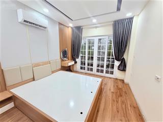 Bán nhà phương canh, lô góc, ngõ thông, nội thất vip, 48m2, mt 4m, 6.95 tỷ