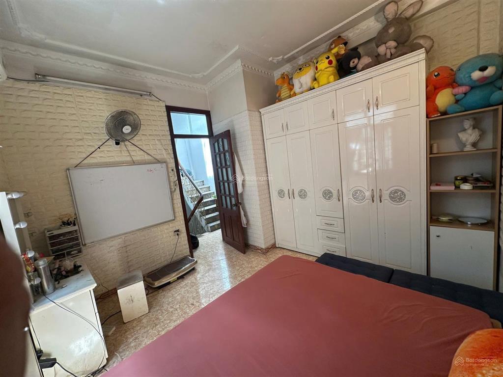 Bán nhà cự lộc, 10m ô tô, sát phố, 25mx4t, mt5m, 6.2 tỷ.